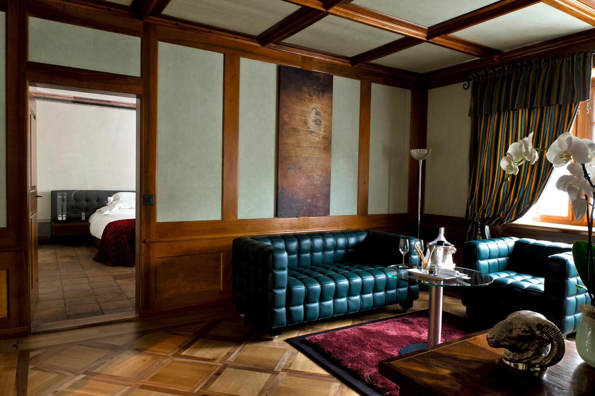 Widder Hotel - Zurichs Luxury Hideaway Екстериор снимка